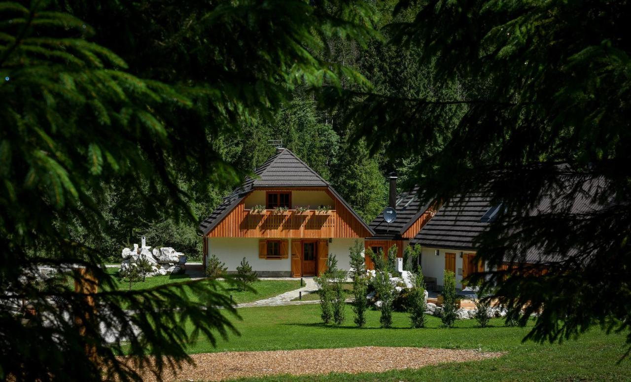 Julian Village Lepena Soca Exterior photo